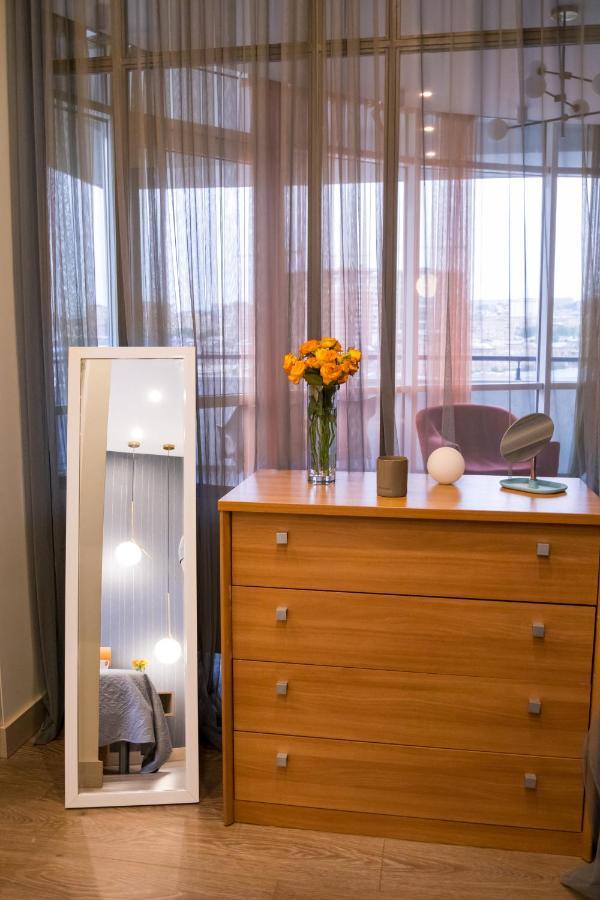 Hotelise L Bird Eye Apartment Yerevan Exterior foto