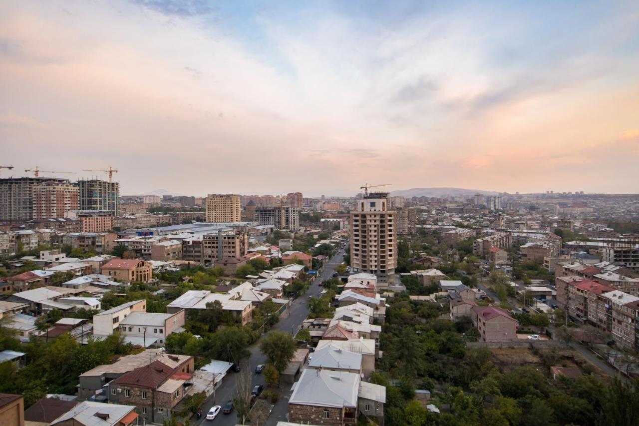 Hotelise L Bird Eye Apartment Yerevan Exterior foto