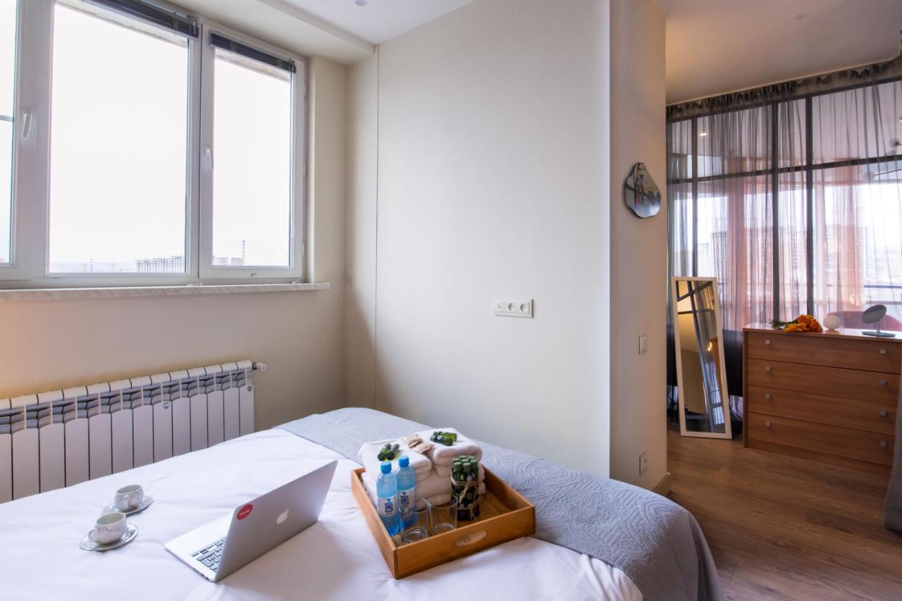 Hotelise L Bird Eye Apartment Yerevan Exterior foto